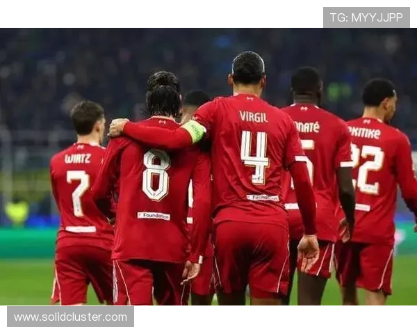 利物浦中场表现持续波动,创造力不足与体系失衡问题逐步显现 利物浦中场表现持续波动,创造力不足与体系失衡问题逐步显现