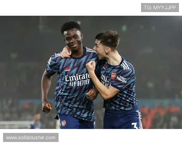 孙兴慜 vs 萨卡:边路进攻效率与战术适配性对比 孙兴慜 vs 萨卡:边路进攻效率与战术适配性对比